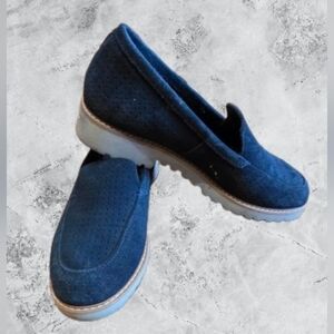 Skechers Navy Suede Flats